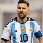 कोलकाता में मेसी के भारत दौरे ने फैंस की उम्मीदें टूटाईं, आयोजन बना विवादों का केंद्र