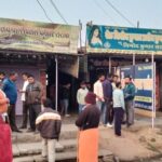 देर रात दो ज्वेलरी दुकानों में चोरी, लाखों के जेवरात और DVR ले उड़े चोर