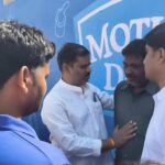 मोरवा में पवन शाह हत्याकांड: कांग्रेस जिला अध्यक्ष ने परिजनों से की मुलाकात, न्याय दिलाने का दिया भरोसा