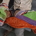 रफ्तार का कहर, तेज रफ्तार हाइवा ने मां की गोद में बैठे मासूम को कुचला; आक्रोशितों ने लगाया जाम