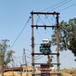 बोर्ड परीक्षा के बीच अंधेरा: छह दिनों से बिजली गुल, छात्रों का भविष्य दांव पर