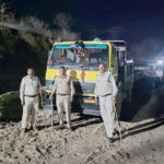 अवैध परिवहन पर खनिज विभाग की बड़ी कार्रवाई-तीन वाहनों से अवैध रेत जब्त, प्रकरण दर्ज