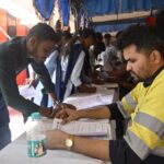 बरगवा में आयोजित खण्ड स्तरीय रोजगार मेले में 86 आवेदकों का हुआ प्रारंभिक चयन अप्रेंटिसशिप हेतु 18 आवेदकों को दिया गया ऑफर लेटर