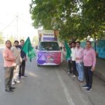 मुख्यमंत्री शहरी स्वच्छता संकल्प अभियान के तहत उपायुक्त ने हरी झण्डी दिखाकर स्वच्छता वाहन रैली को किया रवाना