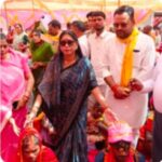 मुख्यमंत्री कन्यादान विवाह निकाह योजना अंतर्गत दाम्पत्य विवाह में बंधे 100 जोड़े राज्यमंत्री राधा सिंह ने विवाहित जोड़ो को दिया आशीर्वाद