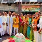 भाजपा के 47वें स्थापना दिवस पर सिंगरौली में ध्वजारोहण, सेवा और संगठन का संकल्प दोहराया गया