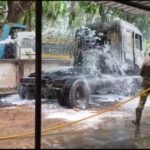 नवानगर थाने के पास खड़े ट्रक में लगी भीषण आग, जलकर हुआ खाक; 5 दमकल गाड़ियों ने पाया काबू