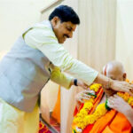 मुख्यमंत्री डॉ. यादव ने जगद्गुरू स्वामी रामभद्राचार्य जी महाराज से की भेंट