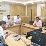 एक मई से प्रारंभ हो रही माकान गणना के संबंध में व्हीसी के माध्यम से चार्ज अधिकारियों को दिए गए दिशा निर्देश