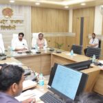 कलेक्टर की अध्यक्षता में रोगी कल्याण समिति की समीक्षा बैठक आयोजित