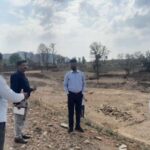 सीईओ जिला पंचायत ने खिरवाह बैरिहवा ग्राम पंचायत अंतर्गत निर्माणाधीन अमृत सरोवर का निरीक्षण