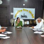 नगर निगम आयुक्त सविता प्रधान ने की नगरीय क्षेत्र में संचालित विकास कार्यो की समीक्षा