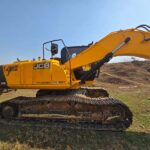 अवैध रेत खनन पर बड़ी कार्रवाई, 3 पोकलेन मशीनें जब्त