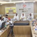 सिंगरौली में ‘दिशा’ समिति की बैठक: सांसद डॉ. राजेश मिश्रा ने विकास कार्यों की समीक्षा की