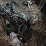 तेज रफ्तार बाइक पेड़ से टकराई, दो युवकों की मौत, एक गंभीर