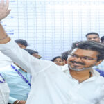 तमिलनाडु में सियासी गतिरोध: सबसे बड़ी पार्टी बनने के बाद भी विजय की राह मुश्किल
