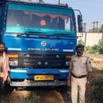अवैध खनिज परिवहन पर कार्यवाही, डंपर वाहन जप्त