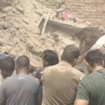 50 साल पुराना मकान गिरा, किशोर की मौत