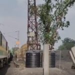 गजराबहरा कोलयार्ड में हंगामा: नौकरी की मांग को लेकर टावर पर चढ़ा युवक, प्रशासन की समझाइश के बाद उतरा नीचे