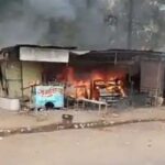 गैस सिलेंडर ब्लास्ट से बाजार में आग, छह गुमटियां जलकर राख