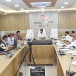 कलेक्टर की अध्यक्षता में मलेरिया एवं डेंगू नियंत्रण हेतु जिला टास्क फोर्स की बैठक संपन्न