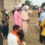 खुटार मवेशी बाजार में वसूली पर उठे सवाल, व्यापारियों ने लगाए मनमानी शुल्क वसूली के आरोप