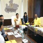 बुजुर्गों और असहाय लोगों का आदर करना हमारा धर्म : मुख्यमंत्री डॉ. यादव