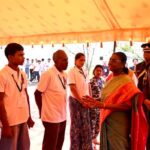 राष्ट्रपति श्रीमती मुर्मु ने चीता मित्रों से किया संवाद और चीता संरक्षण की ली जानकारी