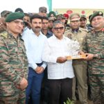टीए ग्रुप मुख्यालय, पश्चिमी कमान के तत्वावधान में कार्यरत 133 इको टास्क फोर्स द्वारा ‘नो योर टीए’ अभियान एवं राष्ट्र निर्माण में भारतीय सेना के पर्यावरणीय योगदान को समर्पित डड्डू माजरा मेगा वन महोत्सव वृक्षारोपण अभियान के शुभारंभ अवसर पर पंजाब राज्यपाल का स्वागत