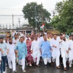 खाद संकट और जनसमस्याओं को लेकर कांग्रेस ने घेरा कलेक्टर कार्यालय