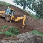 मनरेगा के तालाब निर्माण में जेसीबी के उपयोग का आरोप, जांच के आदेश