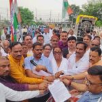 ई-टोकन प्रणाली सहित किसानों की विभिन्न समस्याओं को लेकर किसान कांग्रेस ने सौंपा ज्ञापन