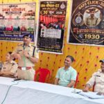 साइबर जागरूकता अभियान: विंध्यनगर पुलिस ने जन चौपाल लगाकर ग्रामीणों को किया सतर्क