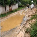 करोड़ों का मेडिकल कॉलेज, लेकिन पहुंचने की सड़क बनी ‘तालाब’