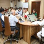 वन अधिकार अधिनियम का क्रियान्‍वयन समन्‍वय से करें: राज्यपाल श्री पटेल