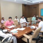 तकनीक के प्रभावी उपयोग से नागरिकों को बेहतर, त्वरित, पारदर्शी एवं गुणवत्तापूर्ण स्वास्थ्य सेवाएं उपलब्ध कराई जाएं: उप मुख्यमंत्री श्री शुक्ल