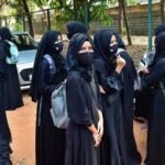 स्कूल यूनिफॉर्म में हिजाब पर हाईकोर्ट का फैसला, छात्रा की याचिका खारिज
