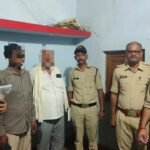 कचनी बेलौहा टोला में जुए के फड़ पर पुलिस का छापा, दो जुआरी गिरफ्तार, 6800 रुपये बरामद