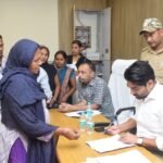 कलेक्टर ने सुनीं आमजन की समस्याएं, 110 आवेदनों पर हुई जनसुनवाई