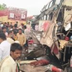 ग्वालियर-इटावा हाईवे पर स्लीपर बस पलटी, महिला की मौत
