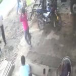 घर के बाहर मारपीट और जान से मारने की धमकी, पीड़ित ने एसपी से की शिकायत; सीसीटीवी वीडियो आया सामने