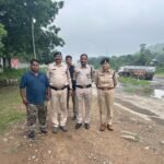 मालवाहक पिकअप से यात्री परिवहन पर परिवहन विभाग की कार्रवाई, चार वाहन जब्त