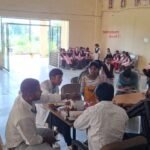 माता शबरी आवासीय कन्या शिक्षा परिसर में अध्ययनरत छात्राओं का किया गया स्वास्थ्य परीक्षण