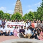 विश्व पर्यटन दिवस पर महाबोधि मंदिर में सीयूएसबी छात्रों ने चलाया स्वच्छता अभियान