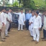 देवसर में स्वीकृत सिविल अस्पताल भवन के प्रस्तावित स्थल का विधायक ने किया निरीक्षण