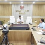 क्षतिग्रस्त एसडाईक में फ्लाईएश निस्तारण पर कलेक्टर की सख्ती—तत्काल रोक, दूसरे एसडाईक में होगी व्यवस्था