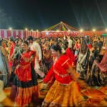 ऑपरेटिंग क्लब में डांडिया की धूम, गीत-संगीत की मस्ती में झूमे अनपरा के रहवासी