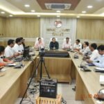 कलेक्टर ने की राजस्व विभाग के कार्यों की समीक्षा