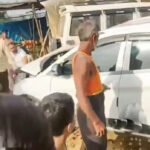 बेकाबू कार ने खड़ी बोलेरो को मारी जोरदार टक्कर, बाल-बाल बचा चालक