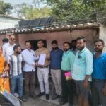 कोटा ग्राम की महिला बेला देवी ने रोके सैकड़ों राखड़ वाहन, समर्थन में पहुंचे ग्राम प्रधान समेत सैकड़ों ग्रामीण